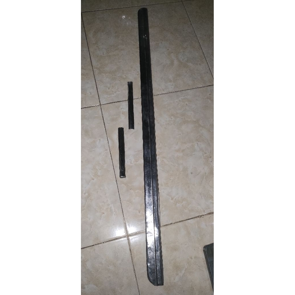 Lis cap mesin Corolla ke30 1979 original