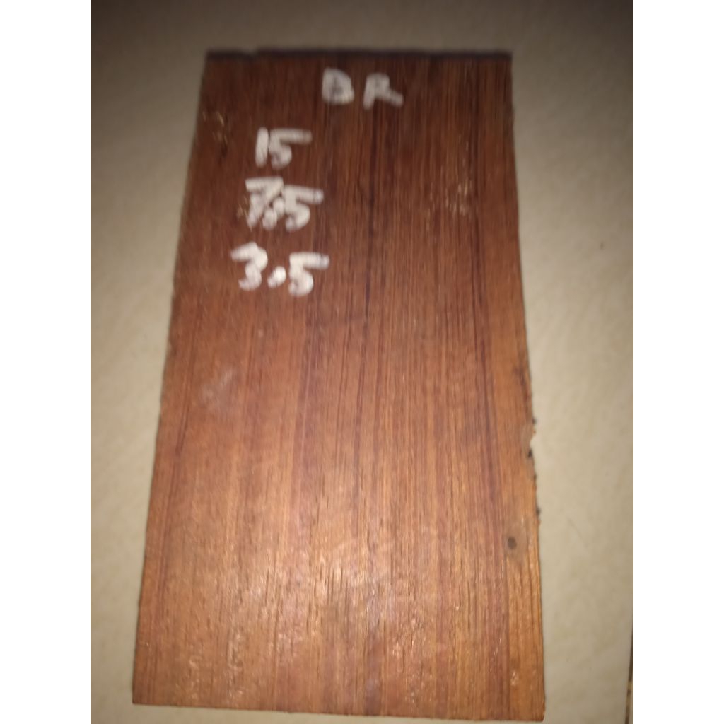 kayu rengas ukuran 15x7,5x3,5 cm