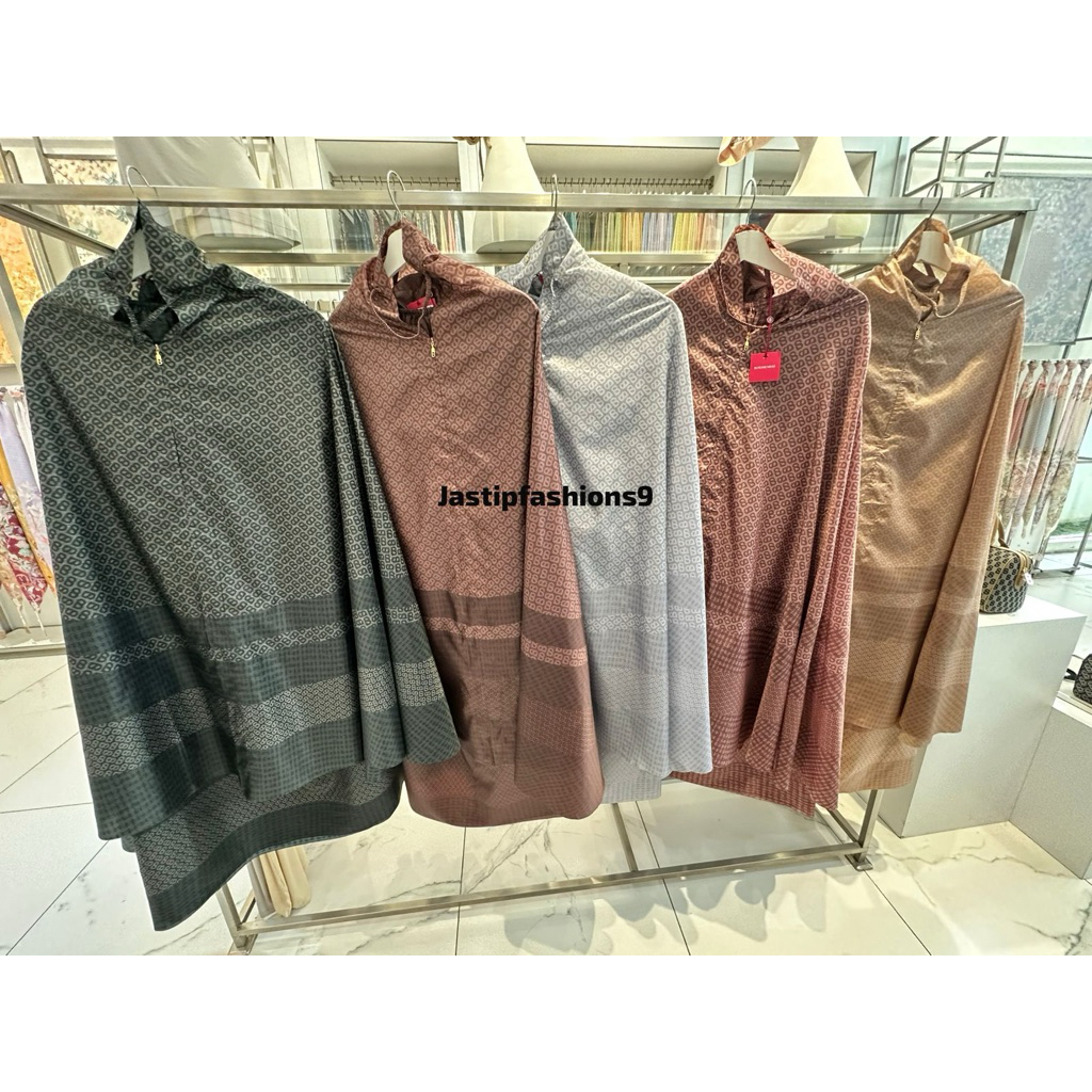 TAPIS TRAVEL SIZE PRAYER ROBE MUKENAH BUTTONSCARVES NEW BUKAN PRELOVED
