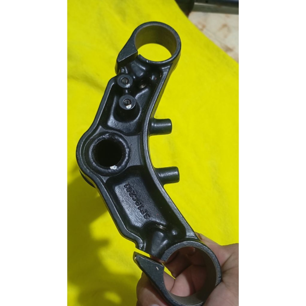 Segitiga bawah ninja 250 fi old dan karbu