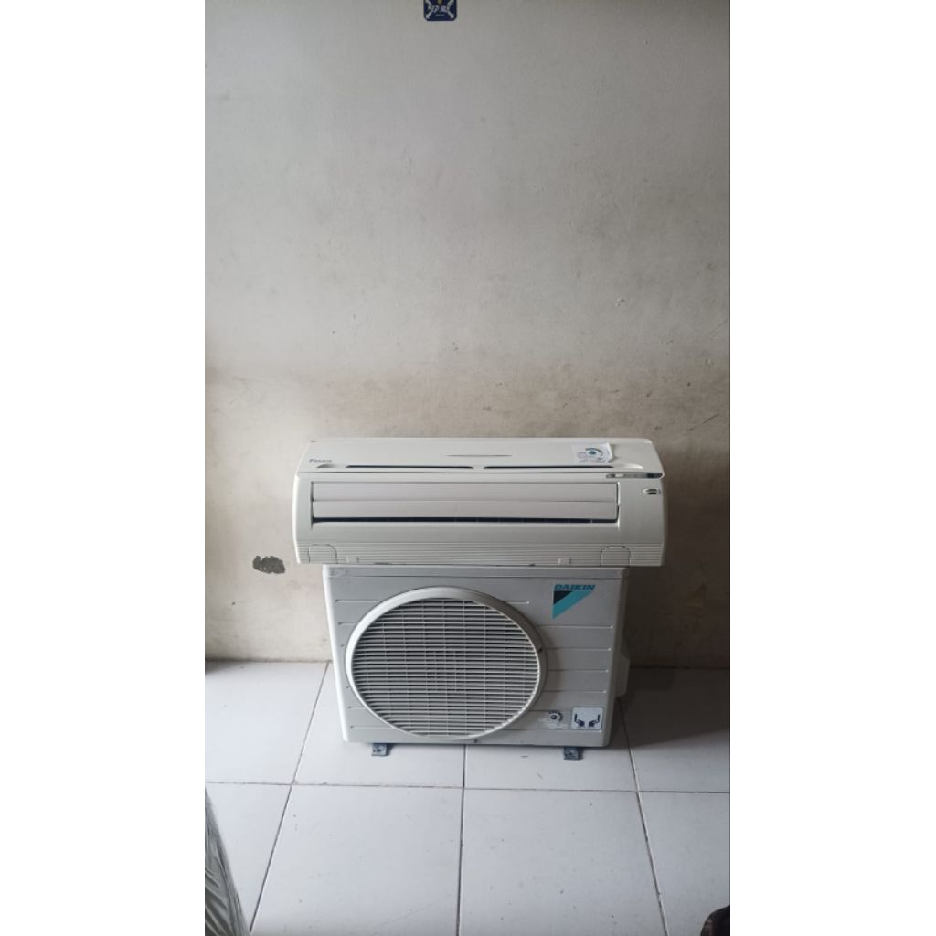 Ac Daikin 1.5 Pk Standard Second Original