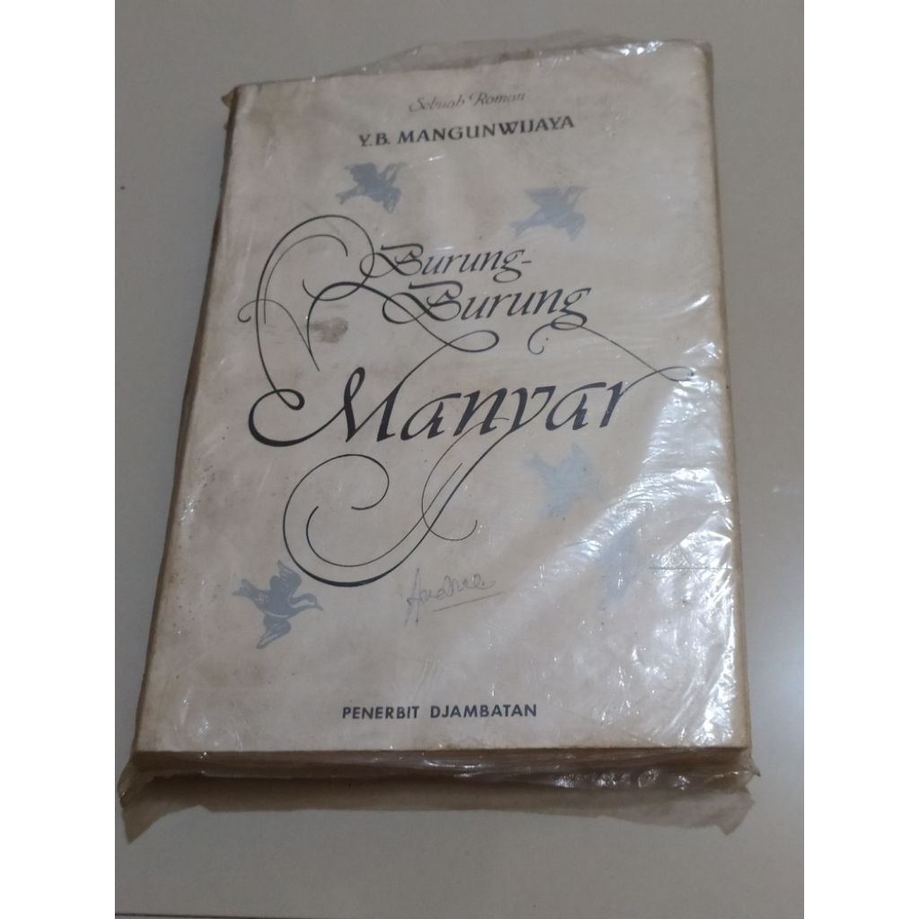 Y. B Mangunwijaya - Burung-burung Manyar