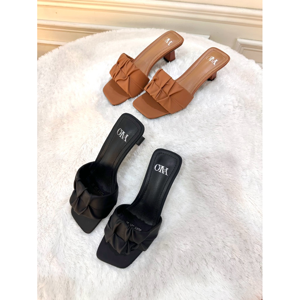 sendal wanita heels 3 cm Suay - 321 bahan kulit Dove import premium