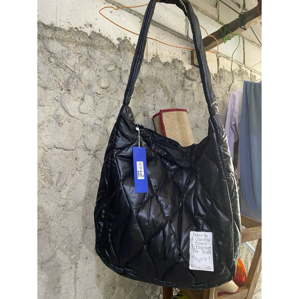 tas based club slempang