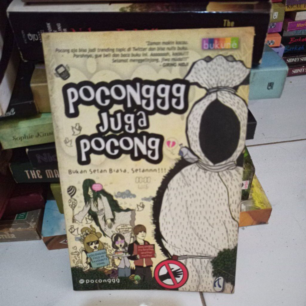 novel pocong juga pocong