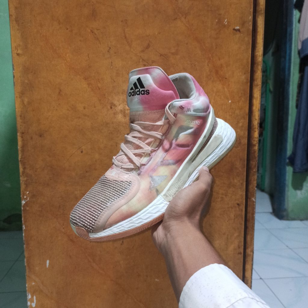sepatu basket second adidas d rose 11 size 44