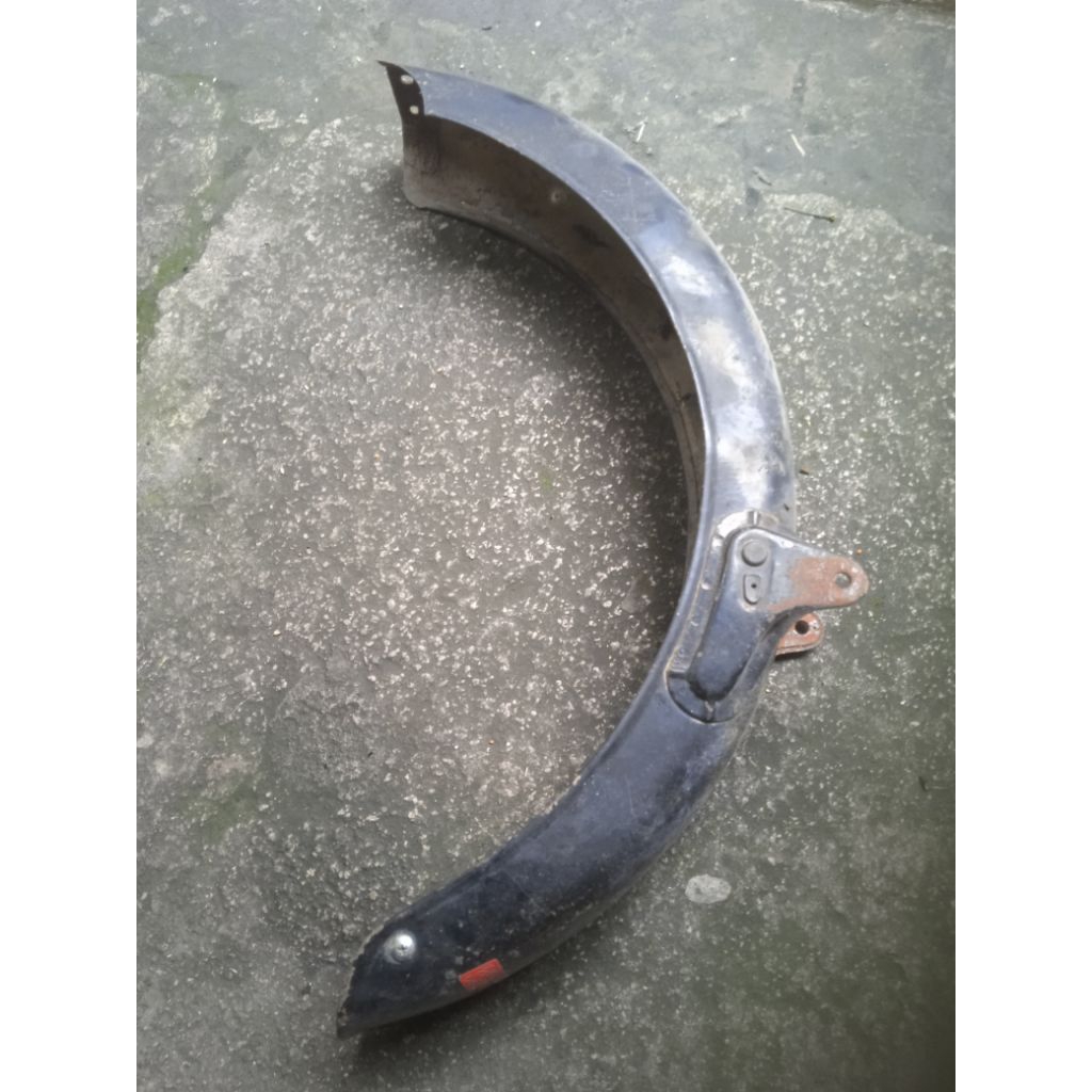 Slebor spakbor belakang suzuki a100 tua original a100 100