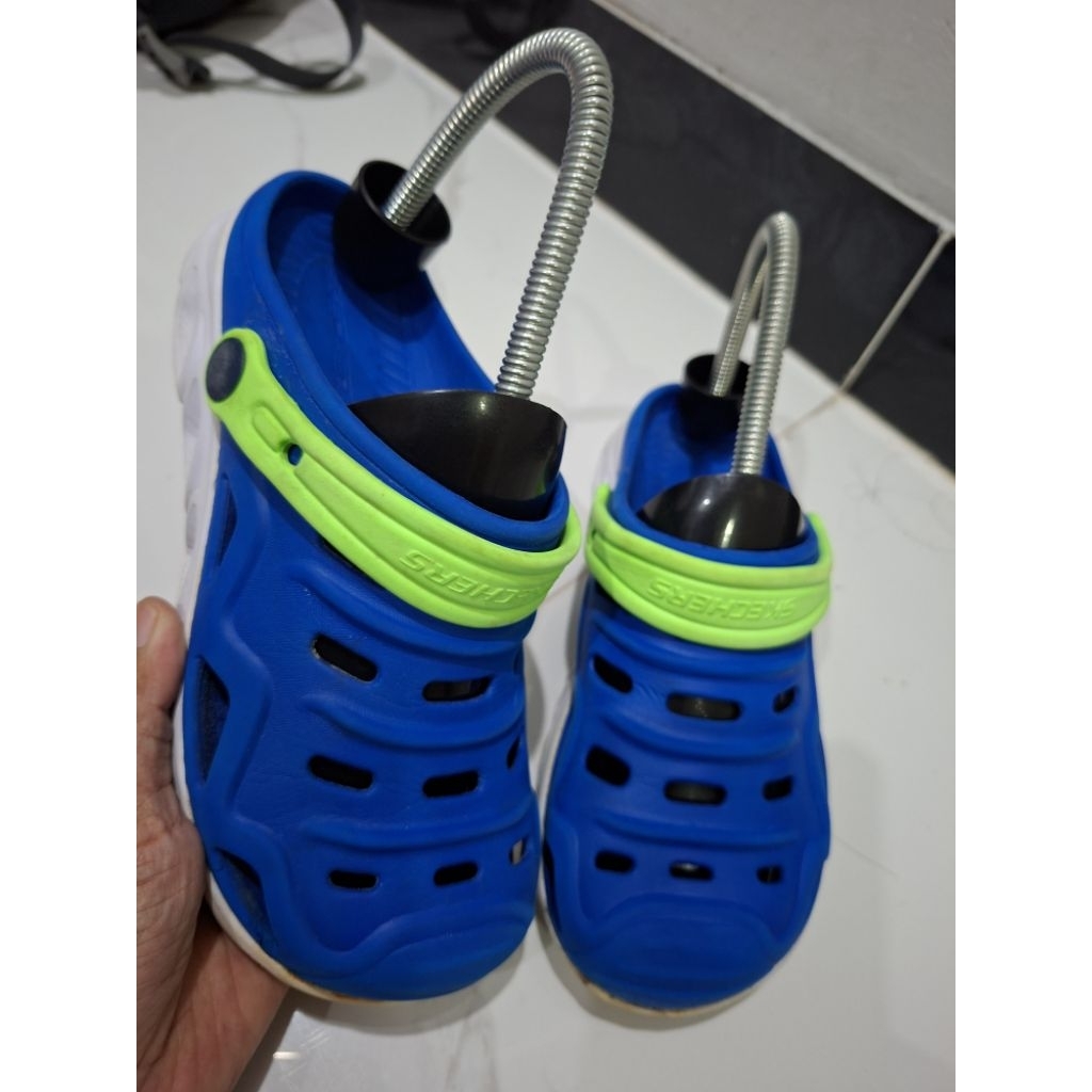 Sandal Preloved Skechers Size 34.5