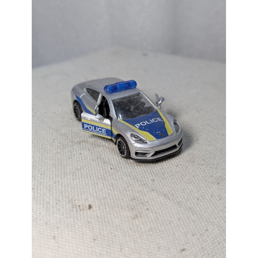 Majorette Porsche Panamera Turbo Police