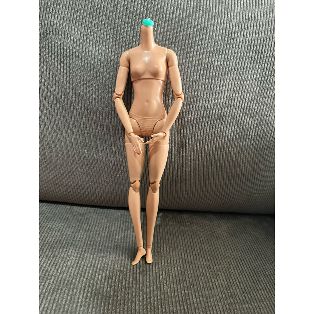 Body MTM Made To Move tone netral barbie