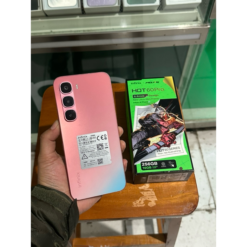 infinix hot 60 pro 8/256 SECOND FULLSET