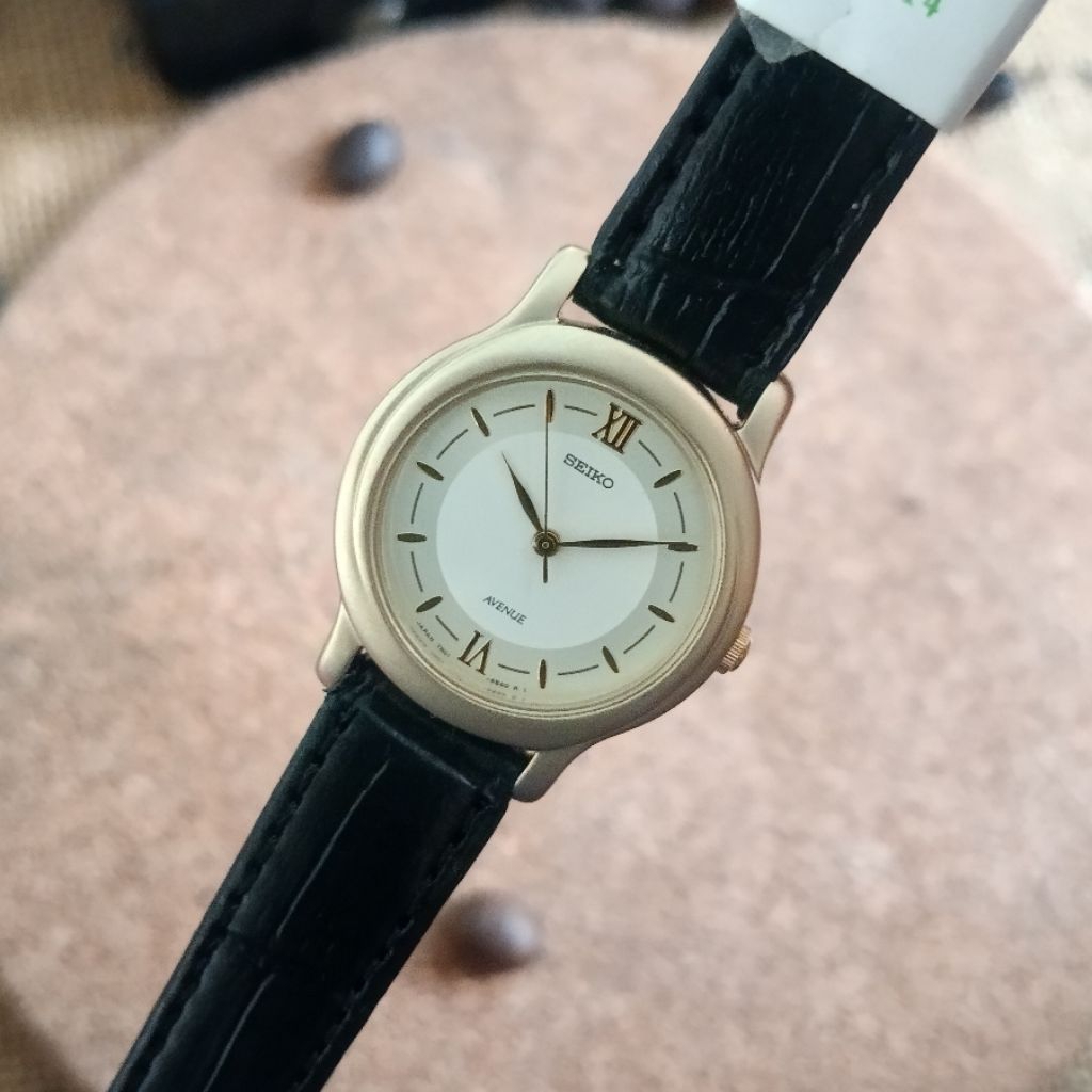 Seiko Avenue Ladies Rose Gold Dial 7N01