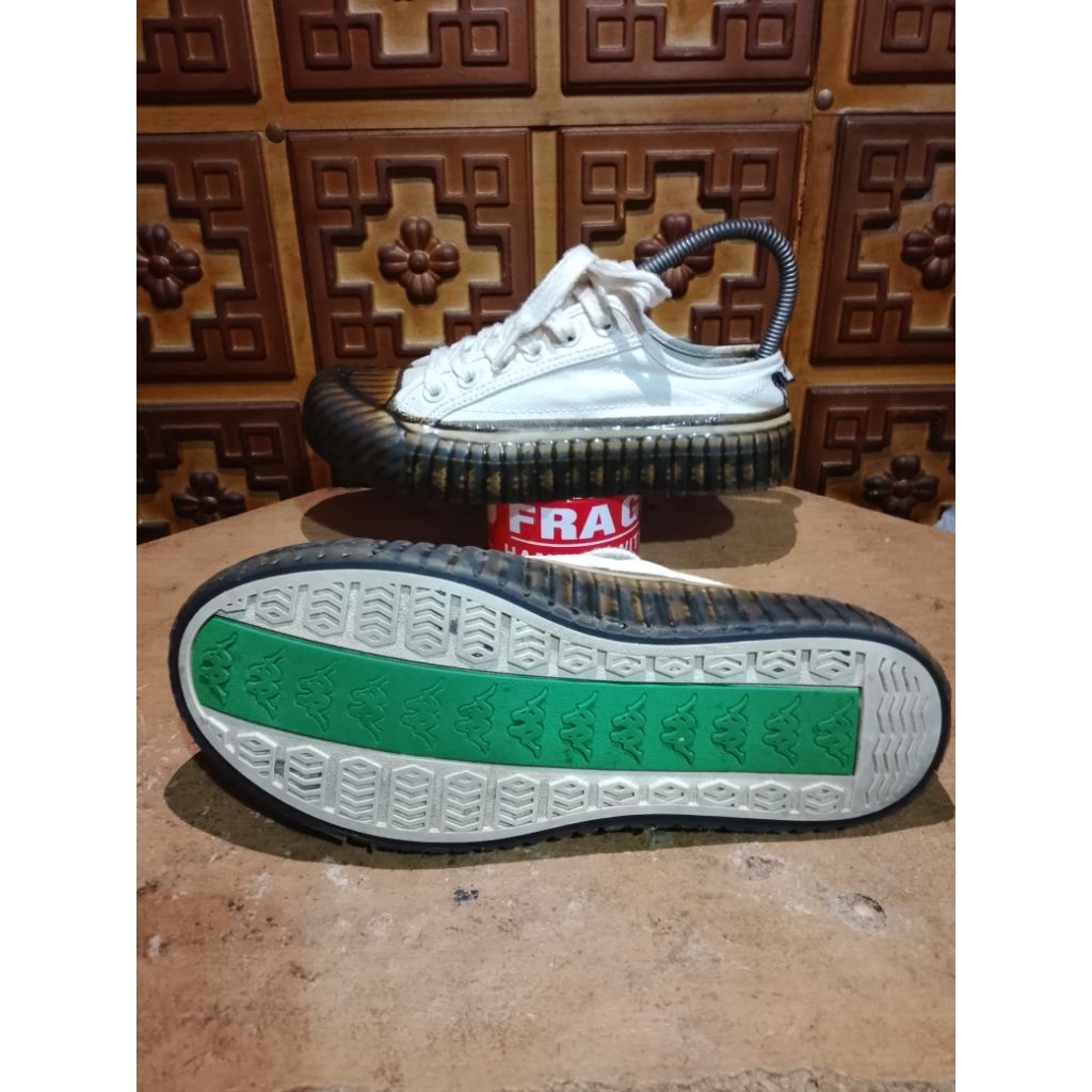 sepatu second kappa size 36