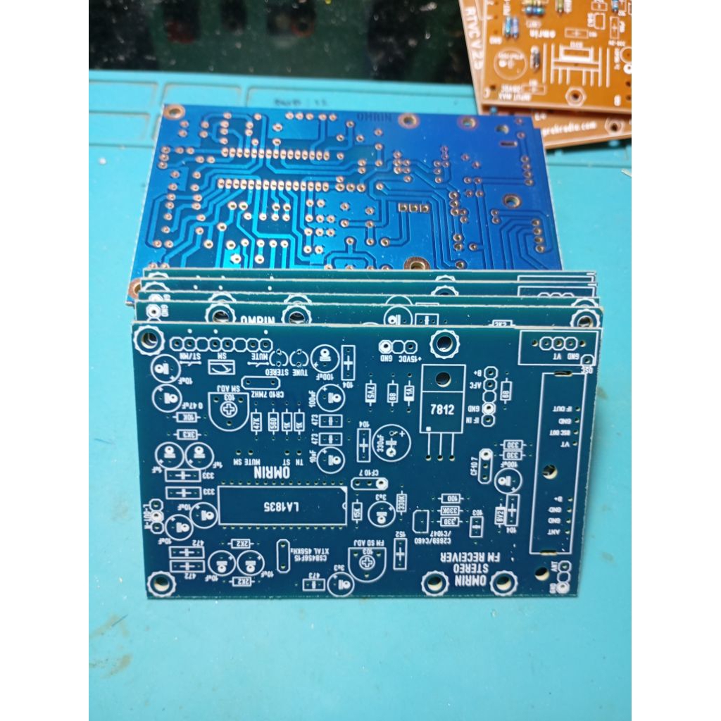 PCB Tuner Radio FM STEREO IC IF LA1835