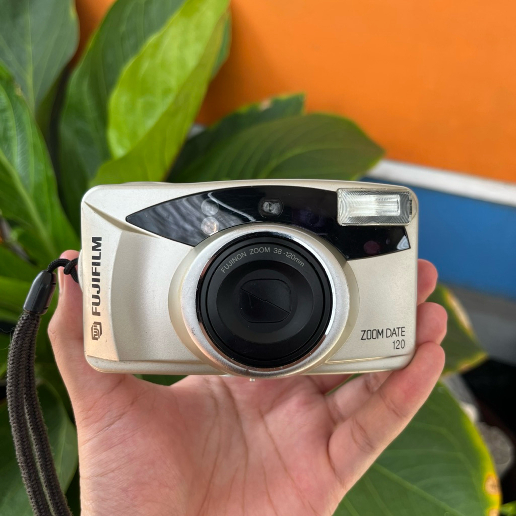 Kamera Analog Film Fujifilm Zoom Date 120 Point And Shoot Film Camera