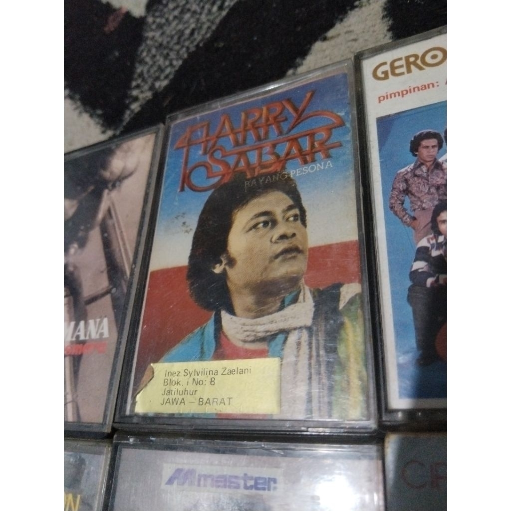 kaset pita harry sabar / bayang pesona