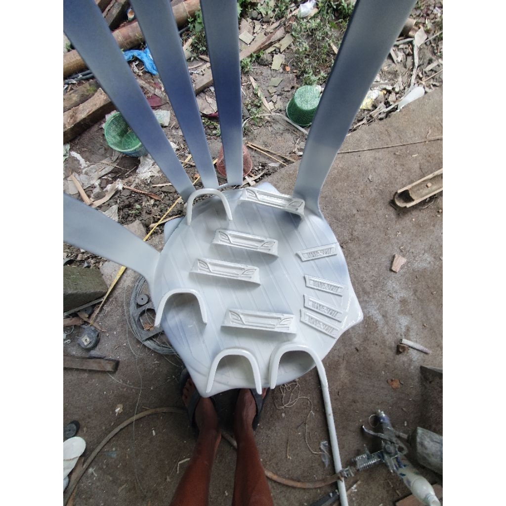 bemper patriot miniatur truk skala 14