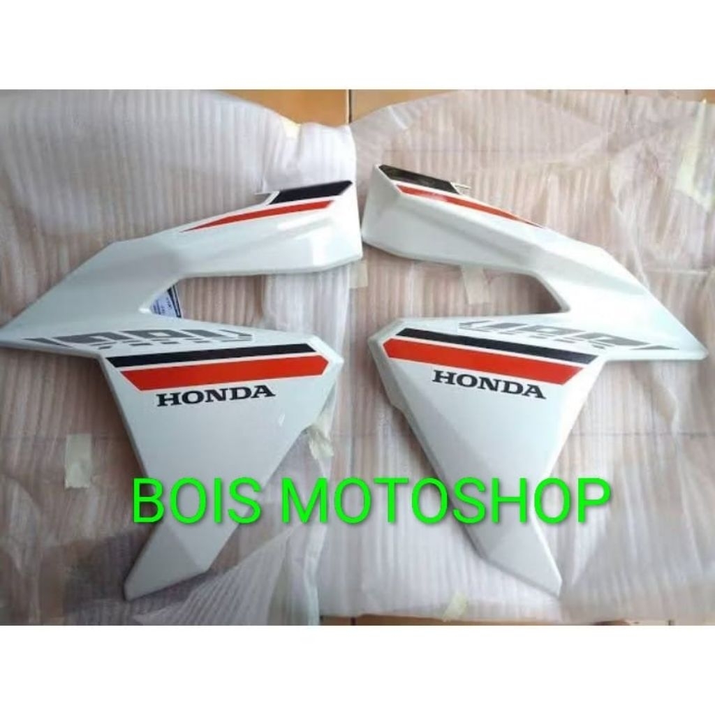 Sayap Vario 125 LED 2015-2017 sepasang+stiker