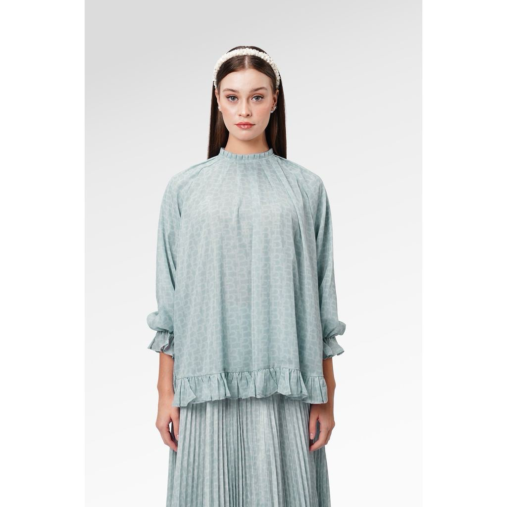 monogram benang jarum monogram ruffle blouse