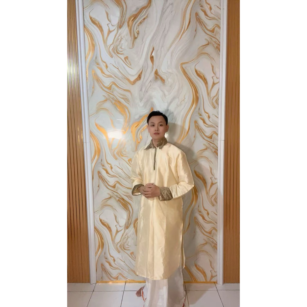 BAJU INDIA PRIA KURTA ONE SET DHOTI / SARUNG MANUAL CREAM IVORY