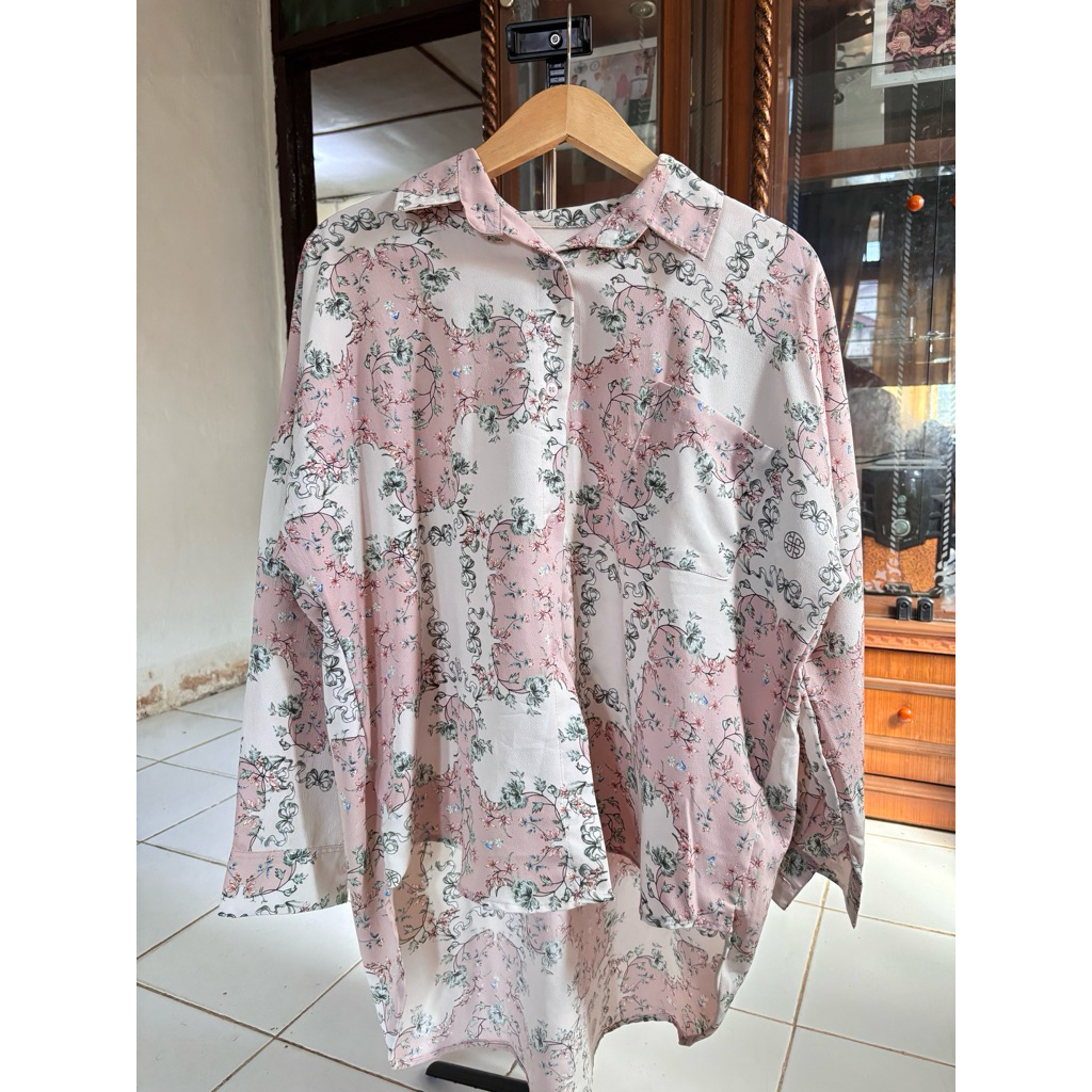 Preloved Ria Miranda monogram