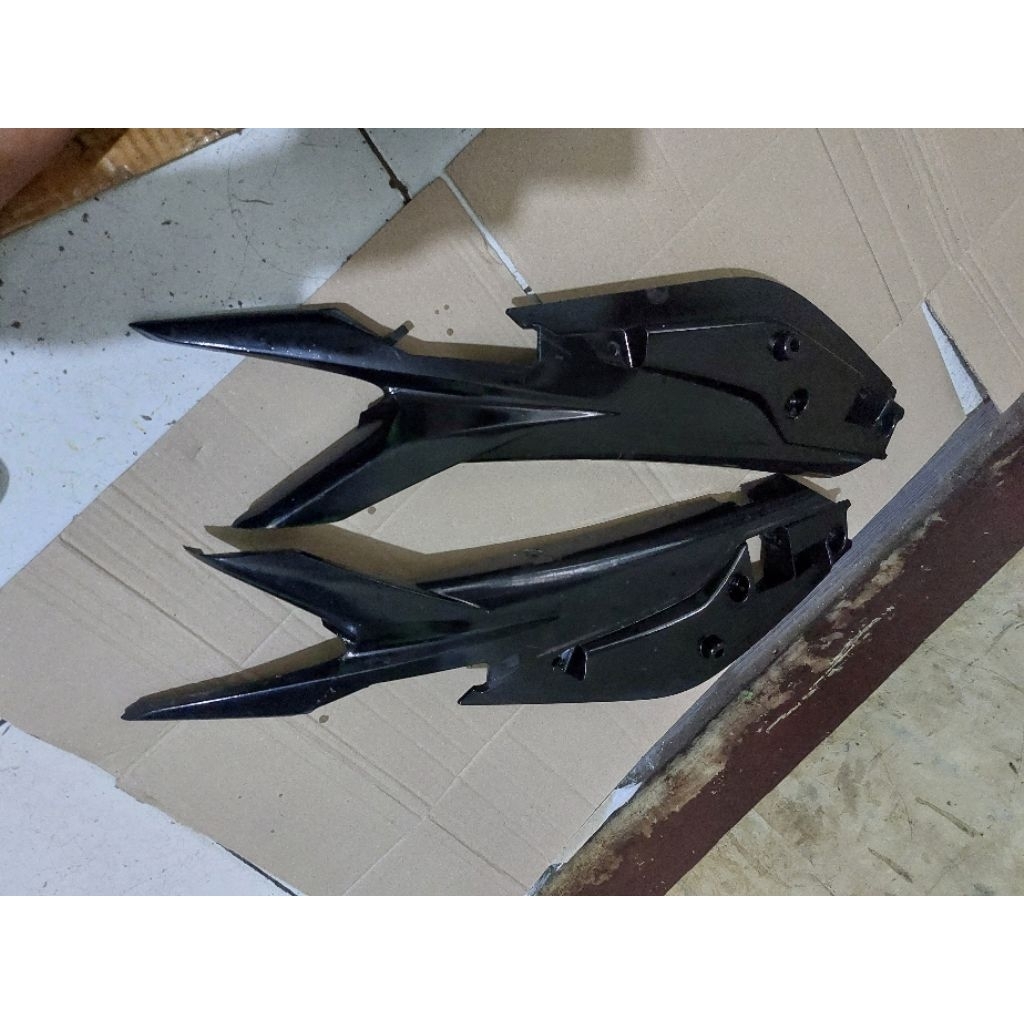 sambungan bodi belakang cbr250r kyj