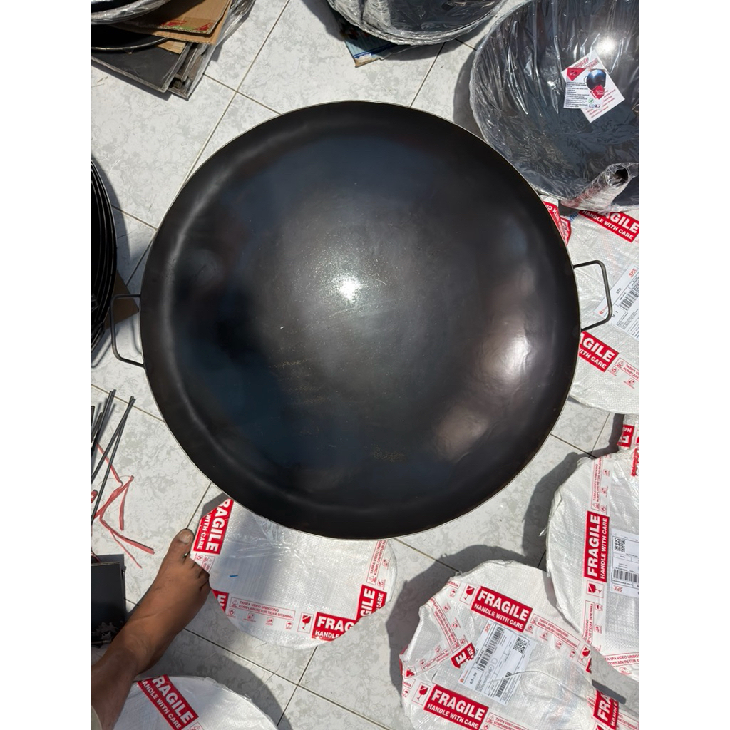 WAJAN 70CM Baja Hitam  // Wajan no 28 // Kuali Besar