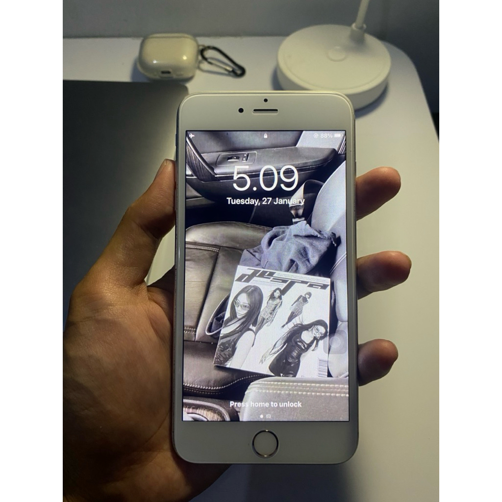 IPhone 6s plus 32Gb Silver ex iBox