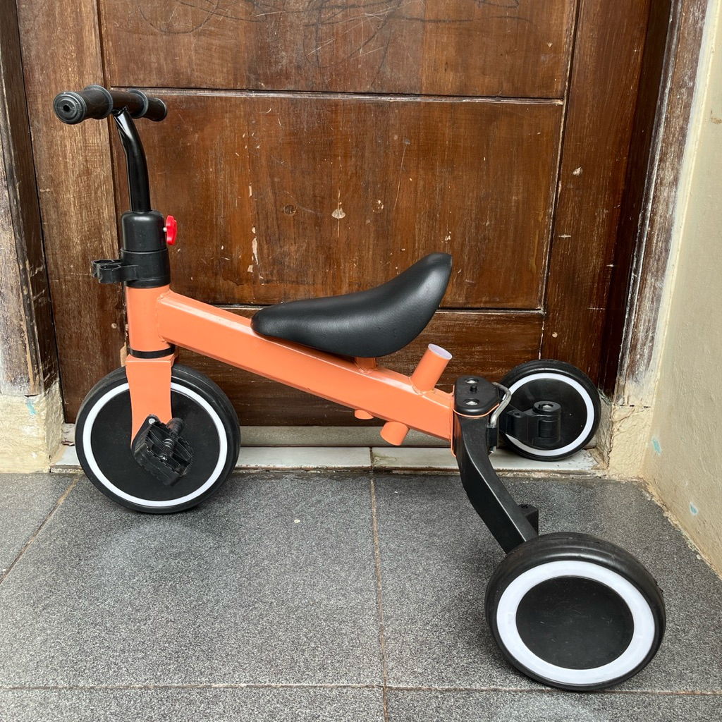 PRELOVED BALANCE BIKE