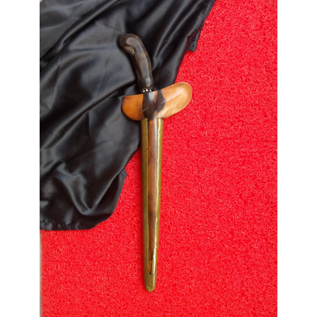Keris Brojol Tua Sepuh