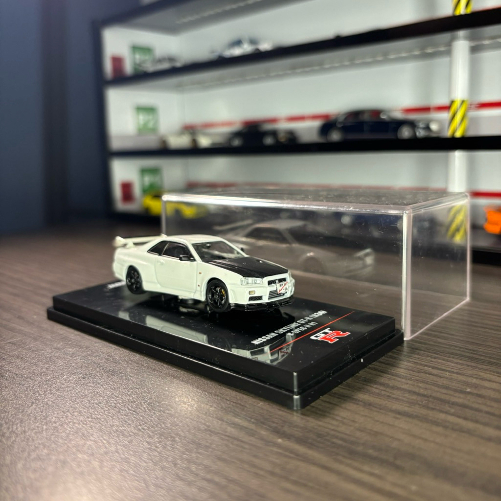 Inno64 Nissan Skyline GTR R-34 V-Spec II N1