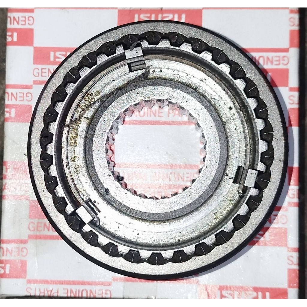 hub sleeve gigi 3 & 4 isuzu panther 2.3 panther 2.5