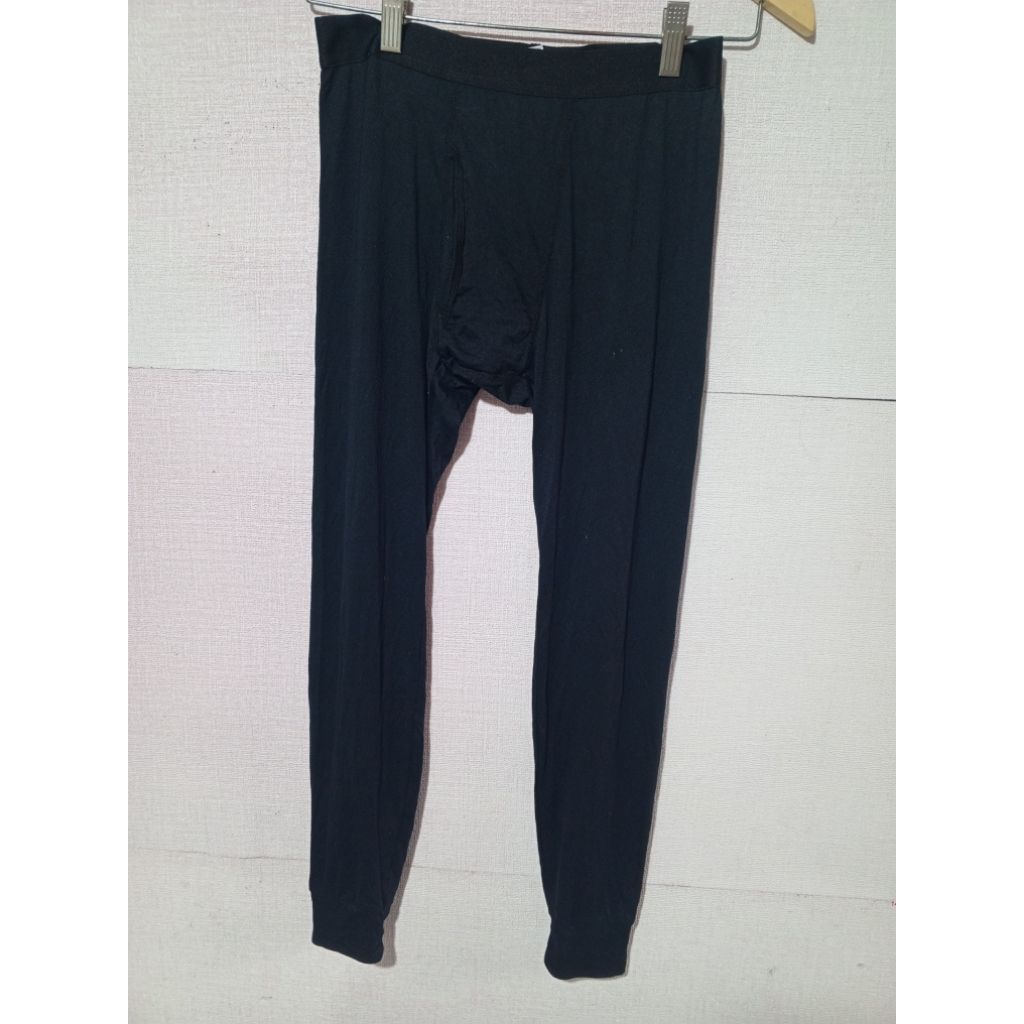 Celana panjang legging pria uniqlo heattech size M fit L second