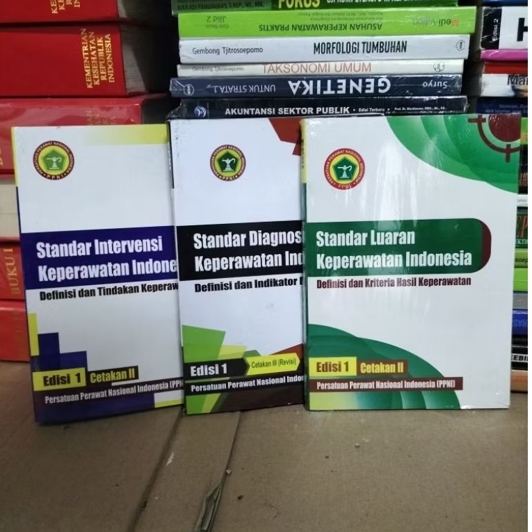paket 3 buku .standar keperawatan Indonesia.