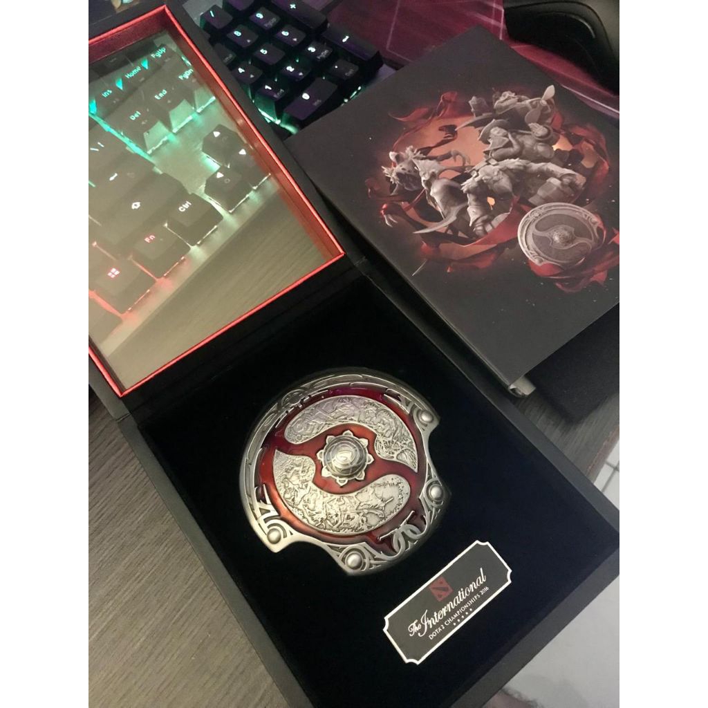 AEGIS DOTA 2 2016 ORIGINAL VALVE ORIGINAL DOTA 2 COLLECTION