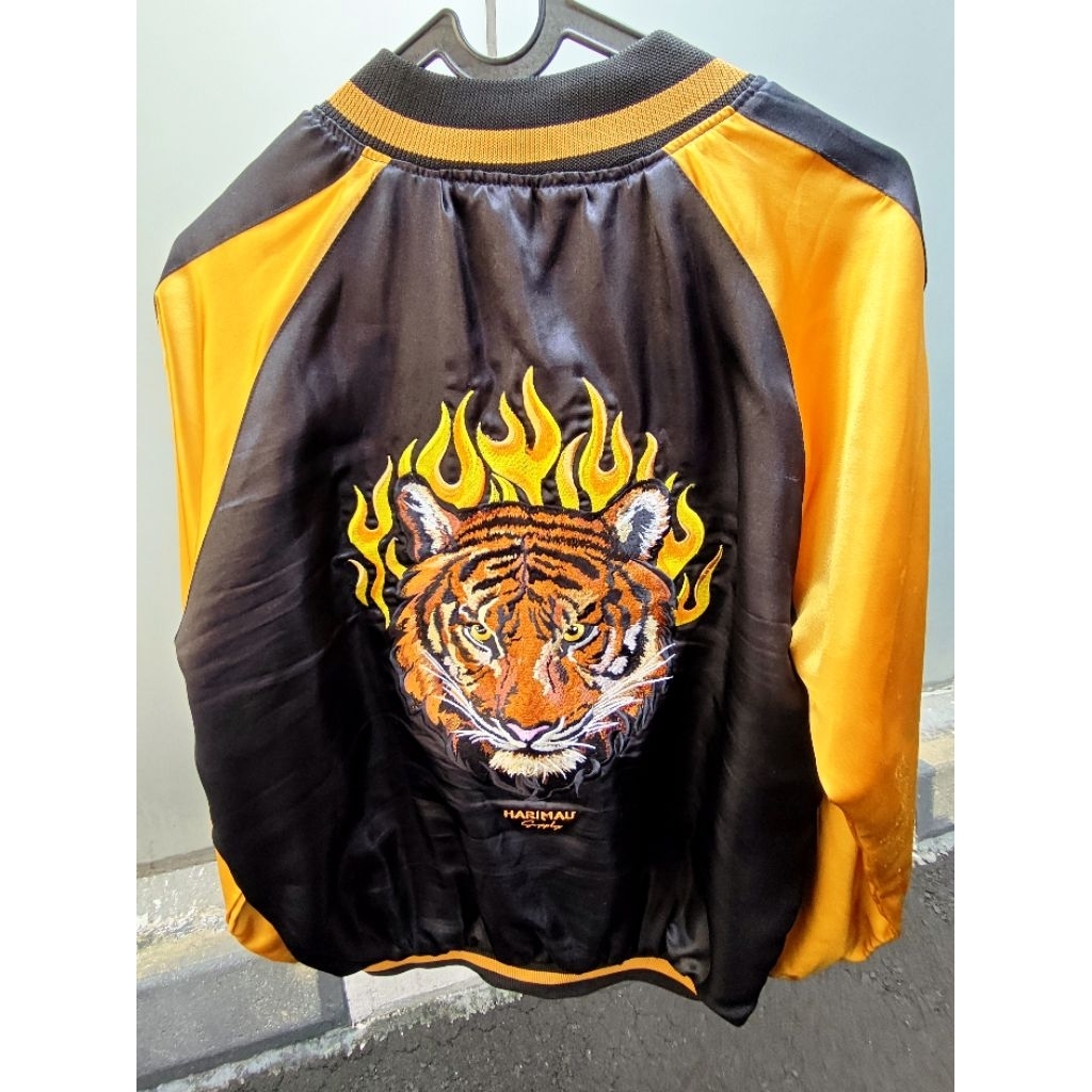 Preloved Jaket Harimau Supply Roar Tiger, Size L