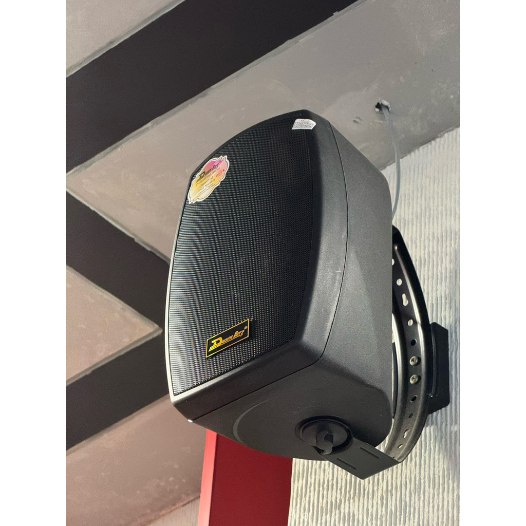 DS6B Speaker Pasif DUSENBERG Speker Dinding 6 Inch 1 Unit Original Wall Mount Garansi Resmi 2 Tahun Suara Jernih Toko Cafe Sekolah Rumah Ibadah Sound System Indoor Outdoor Masjid Aula Hajatan Meeting Acara Nyanyi Lagu MC DJ Dynamic Bass Audio Event Bagus
