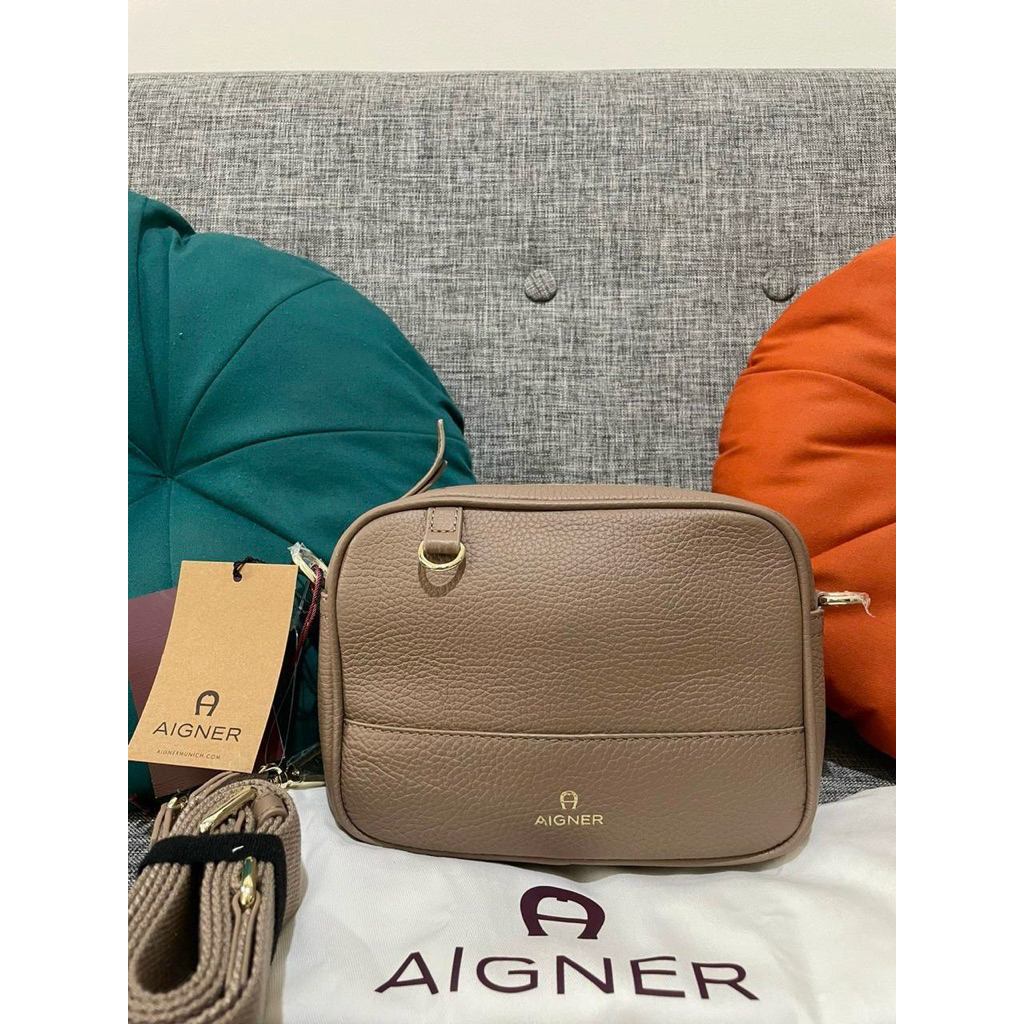 Tas unisex AIGNER CARO Shoulder bag Authentic