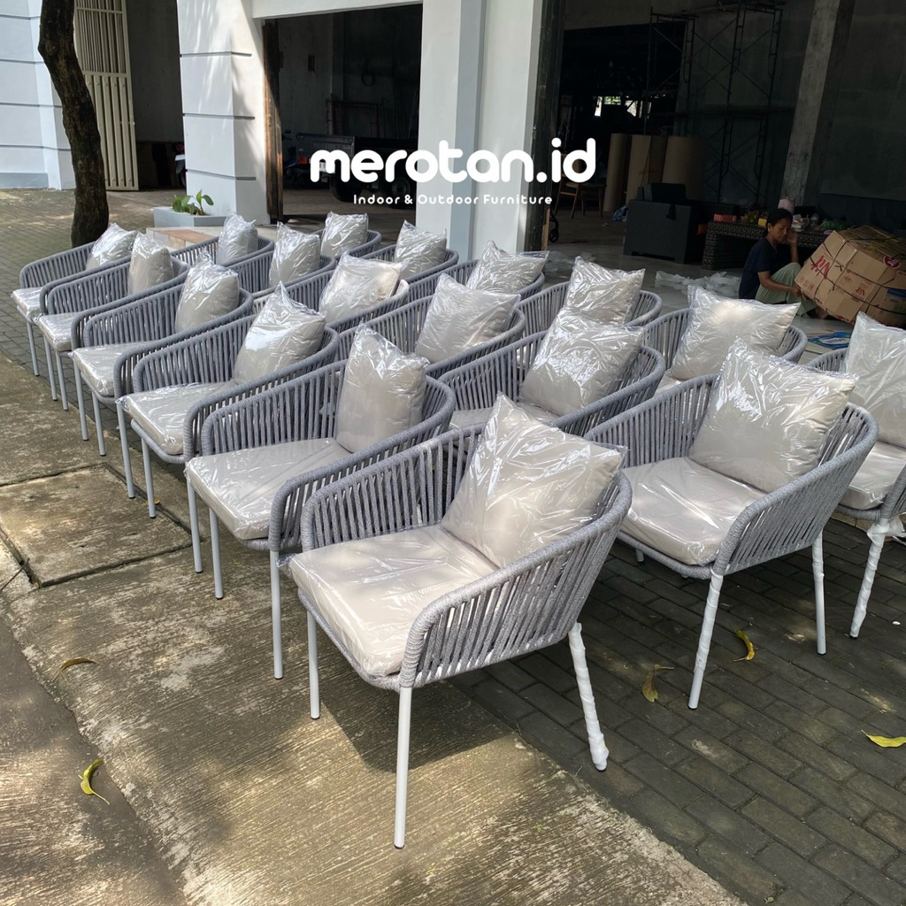 Kursi Cafe Outdoor Anyaman Tali Rope / Kursi Santai Anyaman Tali Rope / Kursi Hotel Outdoor