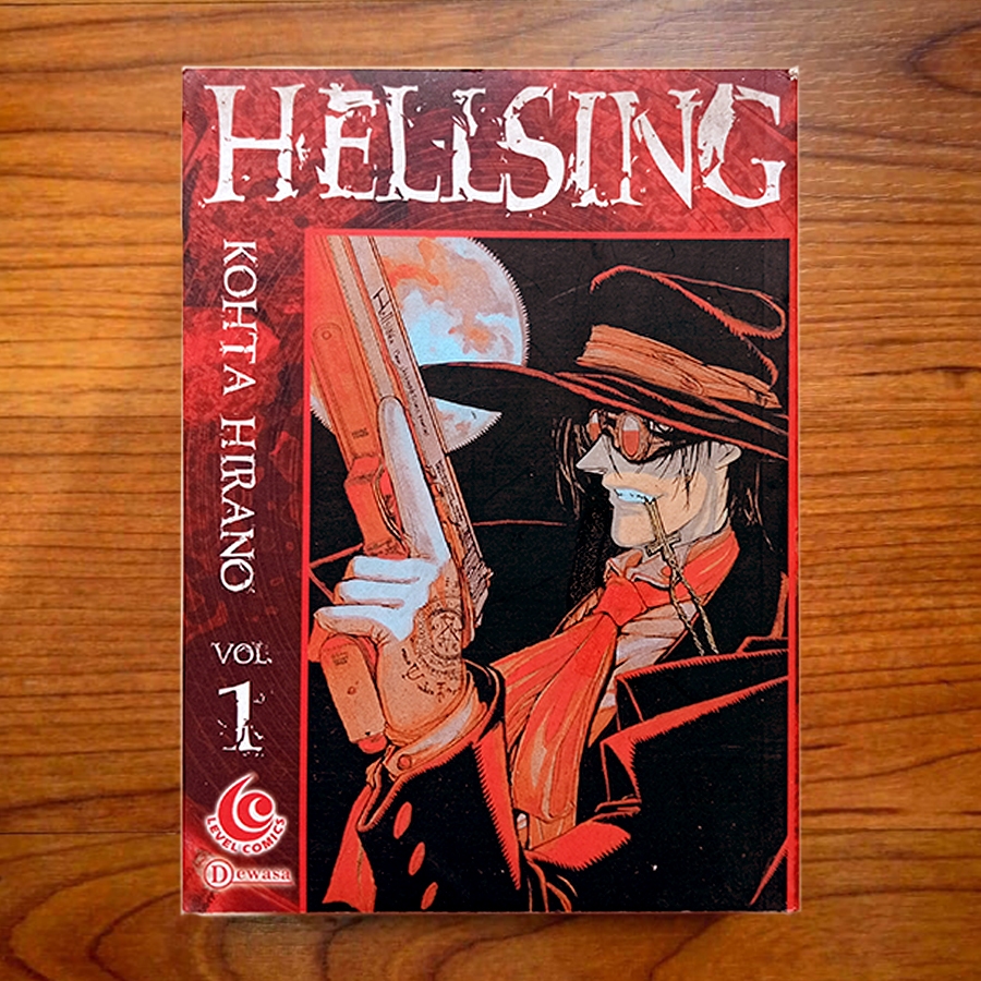 Komik Hellsing 1, 5 sd 9 Paket  (Preloved)