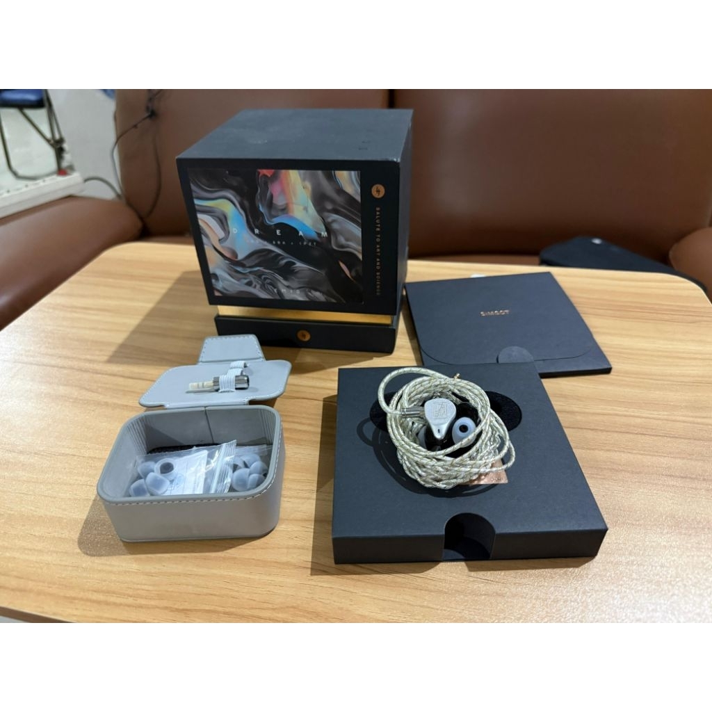 Secondhand Simgot EM10 Fullset Mulus