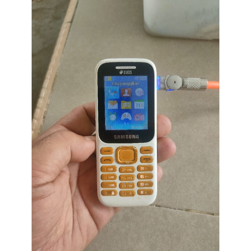 Samsung guru music 2 hidup bisa dipakai tapi seadanya