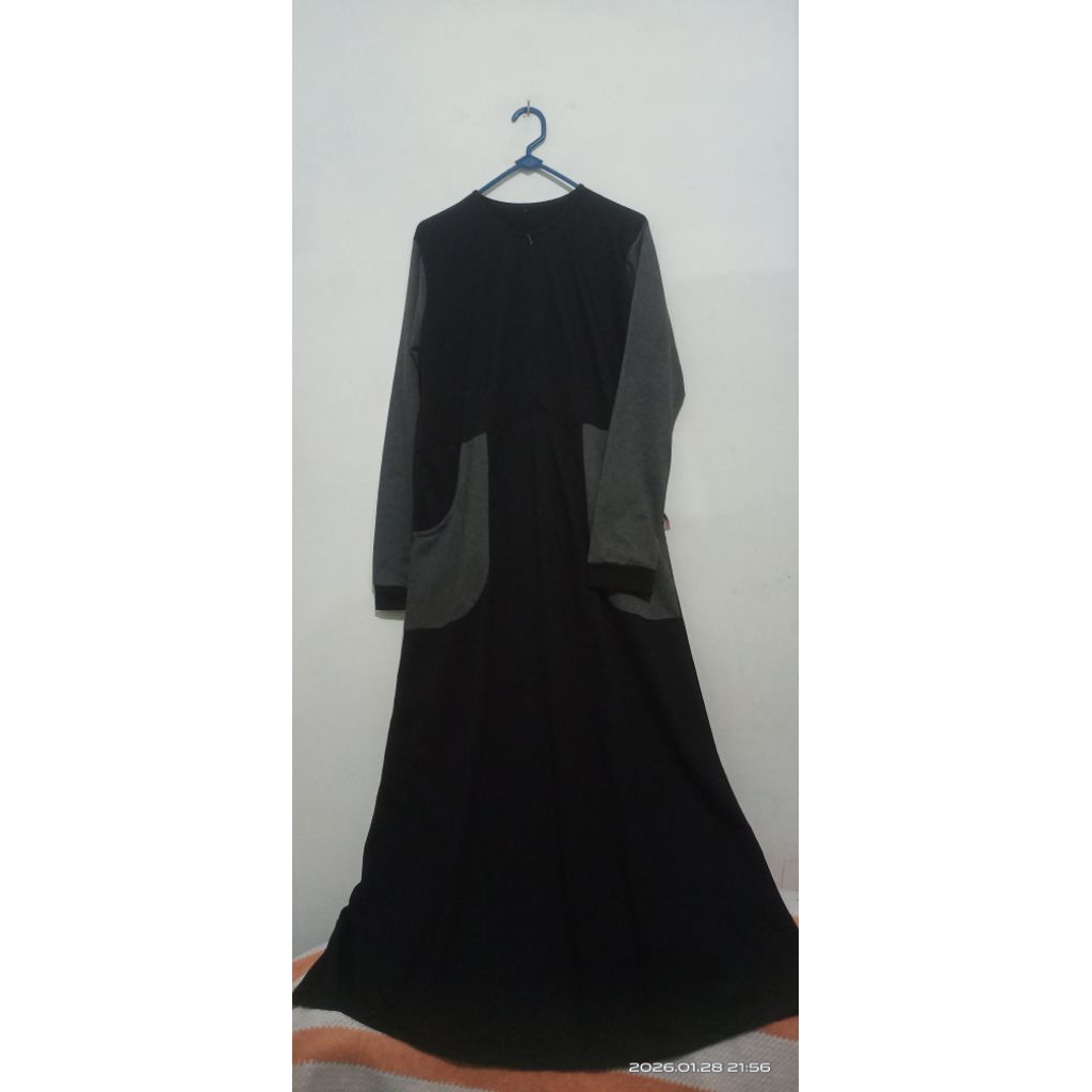 PL gamis hitam