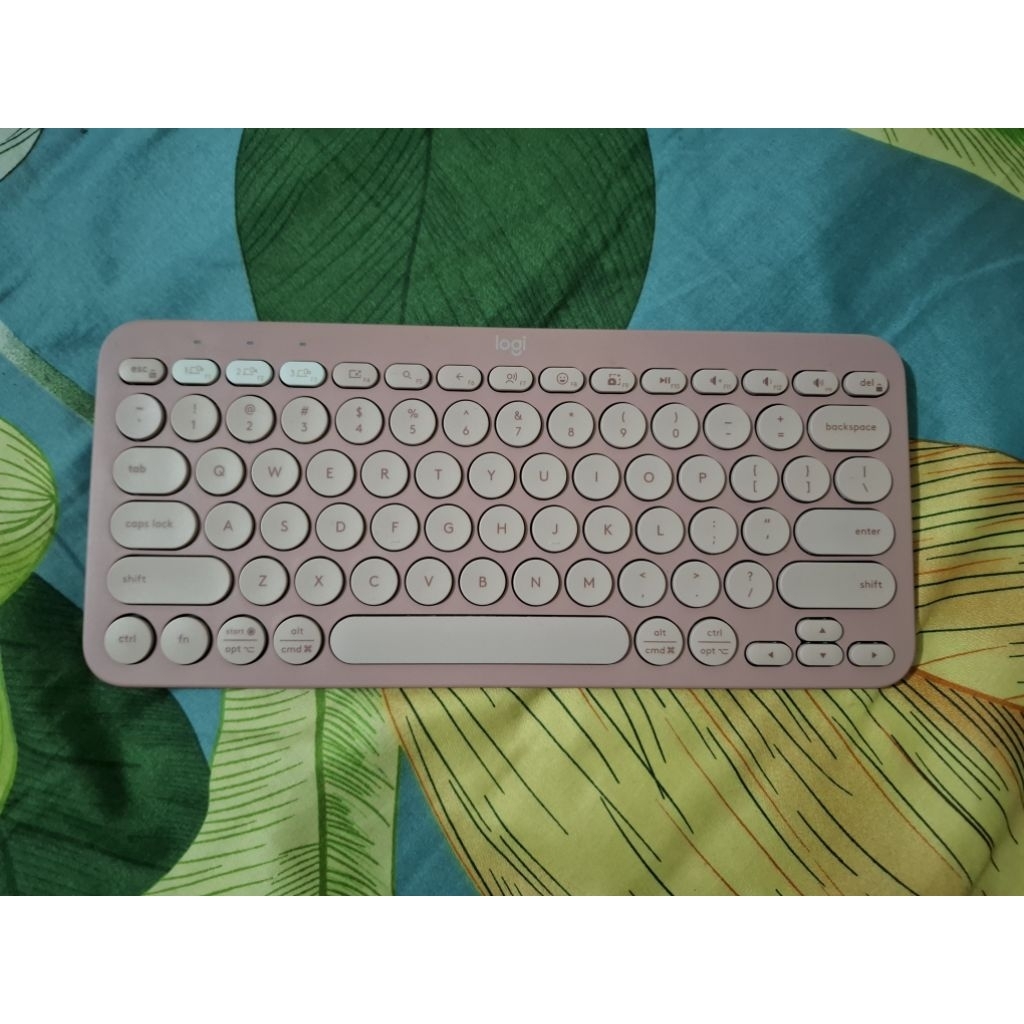 Preloved - Logitech Pebble Keys 2 K380s Keyboard Wireless Bluetooth Multi Perangkat