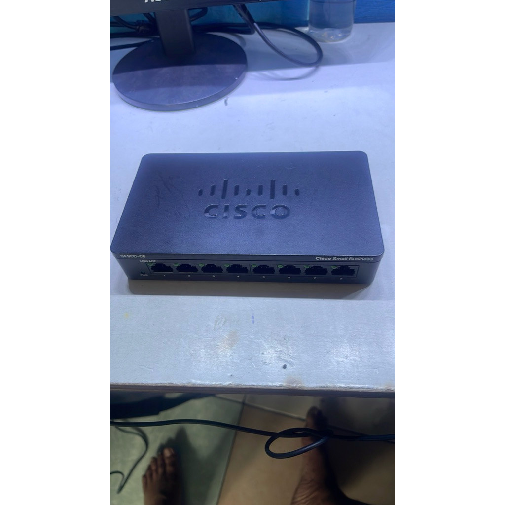 Cisco SF90D small business