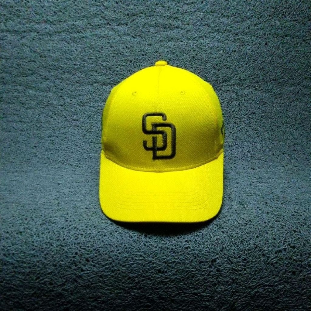 topi MLB sandiego padres kuning