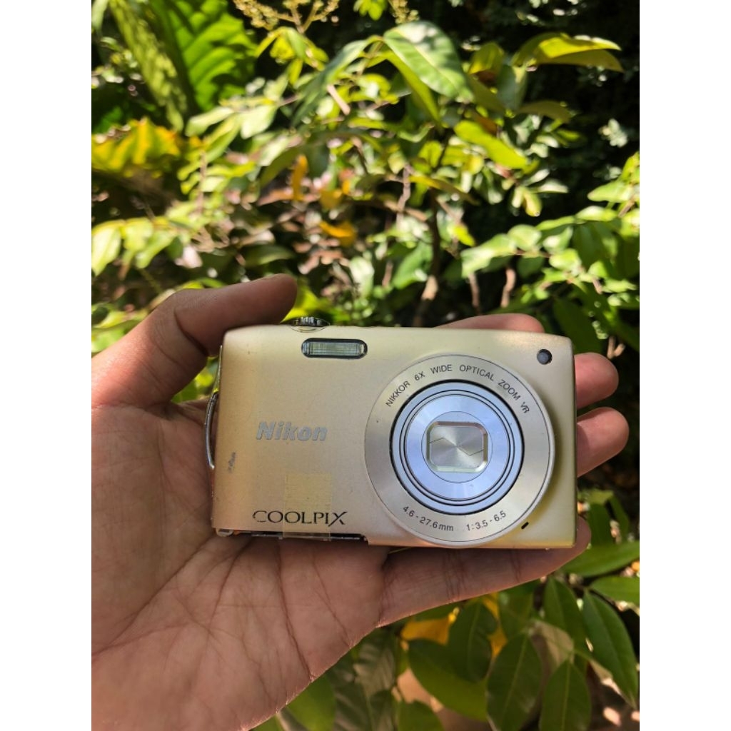 Nikon Coolpix S3300