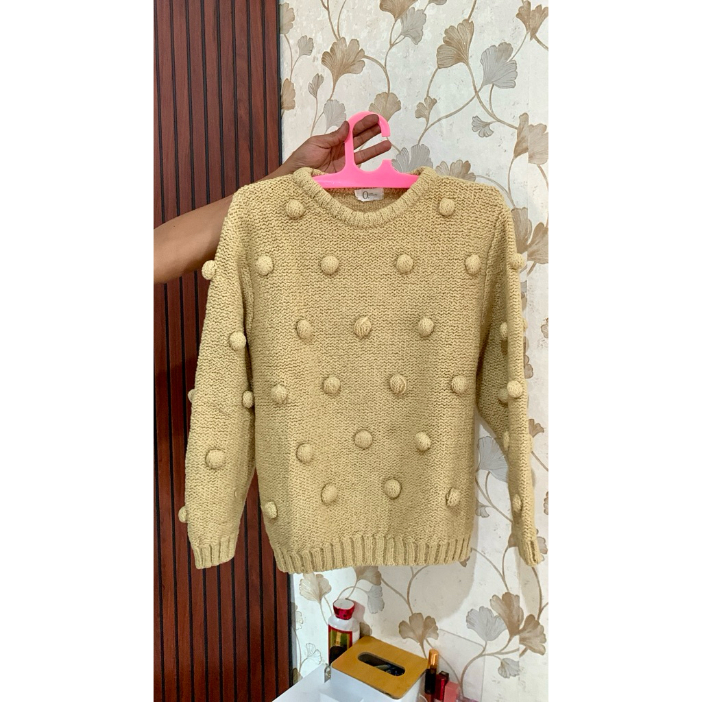 Preloved sweater rajut tebal