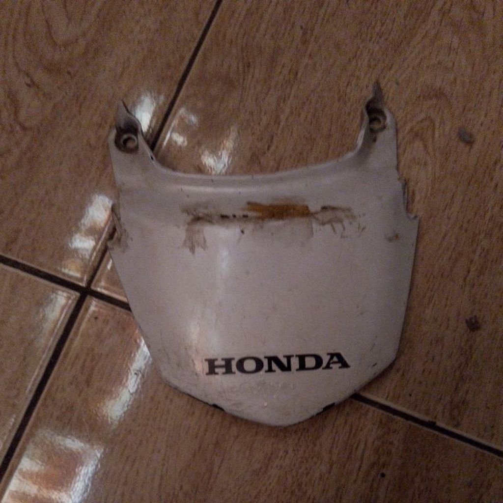 Cover body belakang sambungan CB150R Old