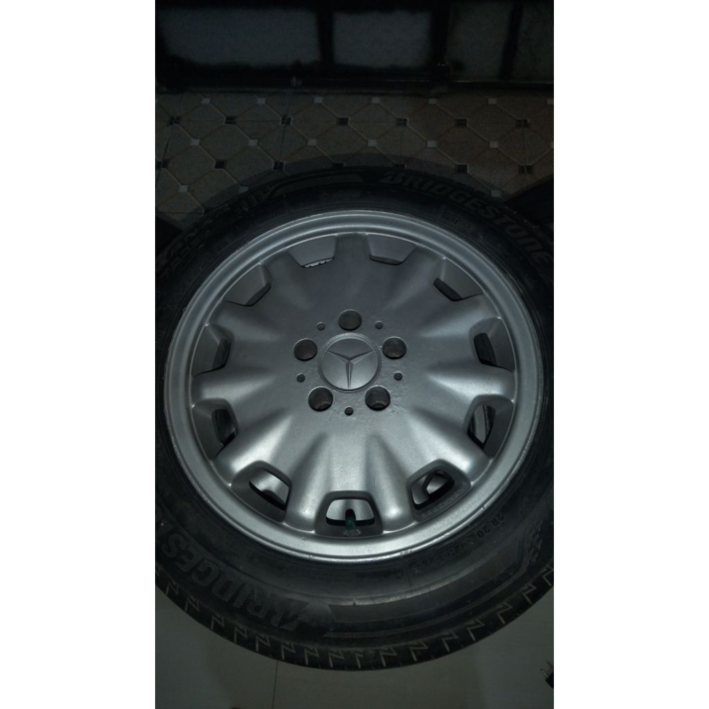 Velg Mercy Lokal ET 35 Tenhole ring 16